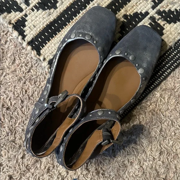 Free People Mystic Mary Jane Flats - Size 8.5 - Silver Distress - NWOT - Picture 9 of 9